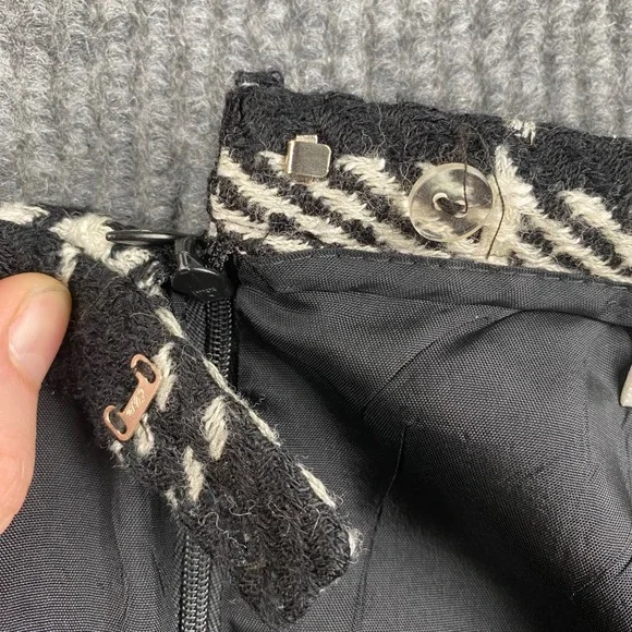 JH Collectibles Vintage 90s Plaid Wool Pencil Skirt Black Preppy Size 10 USA 781 - Picture 8 of 8